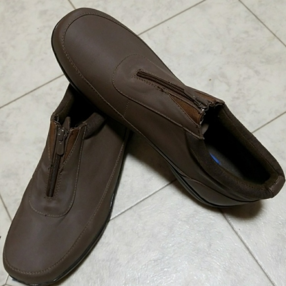 Dr. Scholl' s Habans Snow Country Booties Size 11